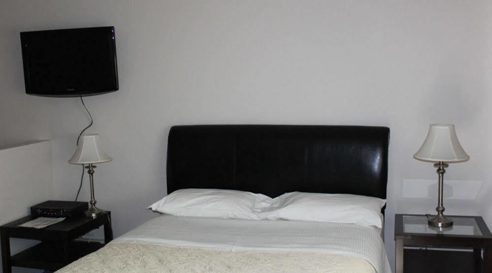 Mile Zero Motel Midway Екстер'єр фото
