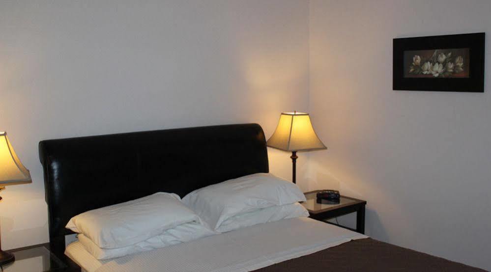 Mile Zero Motel Midway Екстер'єр фото