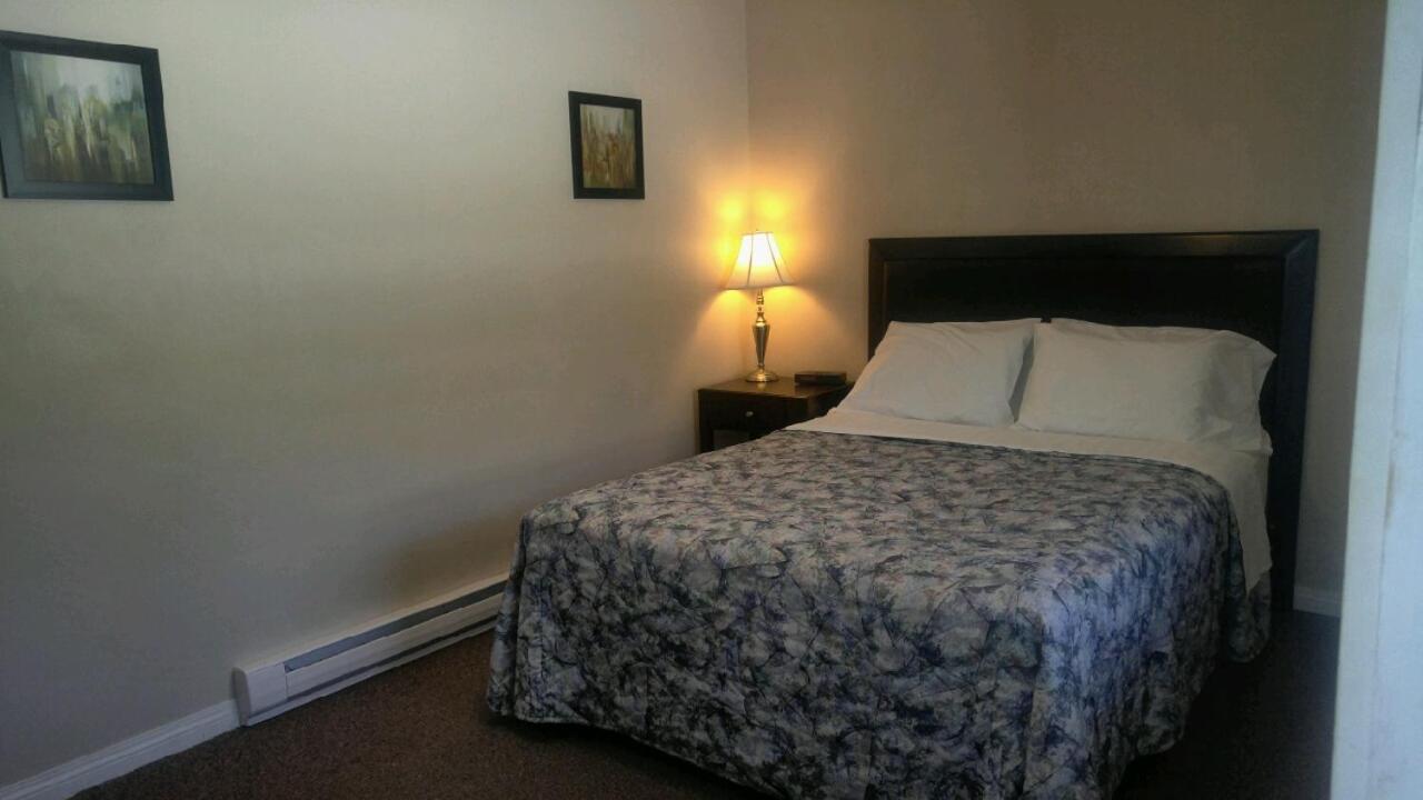 Mile Zero Motel Midway Екстер'єр фото